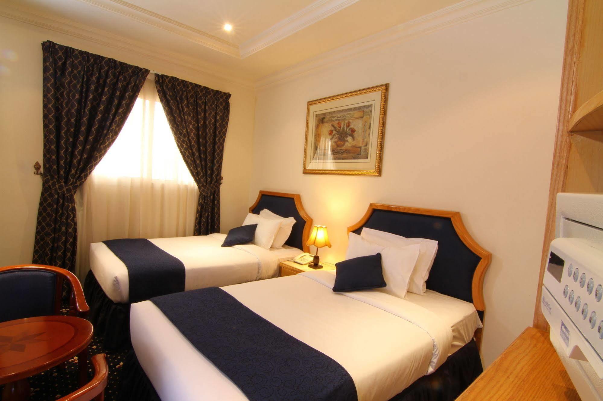 Cayam Hotel Doha Exterior foto